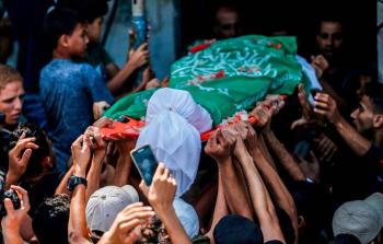 مشاهد حية من تشييع شهداء 