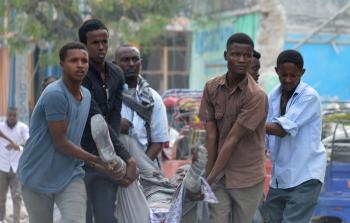 جانب من التفجير الذي وقع اليوم في العاصمة الصومالية (الأناضول)