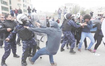 السلطة تواصل حملات الاعتقال السياسي بالضفة الغربية (أرشيف)