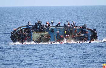 غرق قارب مهاجرين في عرض البحر  (أرشيف)