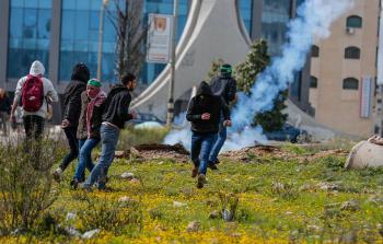 جاننب من اعتداء الاحتلال على المواطنين والشبان