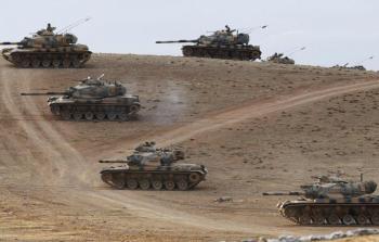 الجيش التركي بدأ عملية عسكرية دعماً لفصائل المعارضة السورية في مواجهة تنظيم الدولة في شمال سوريا (أرشيف)