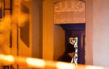 المهاجم أقدم على اطلاق النار على المصلين في المركز الاسلامي في زوريخ (أ ف ب)