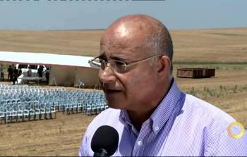 صور ة أرشيفية لطلب الصانع 