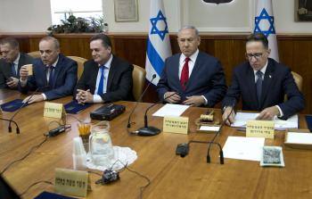 نتنياهو (الثاني من اليمين) (أ ف ب)