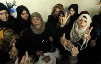 جانب من مراسم التشييع (أ ف ب)