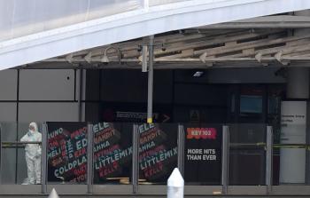 صورة من مكان الحادث - (أ ف ب)