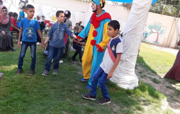 صورة جانبية من المخيم