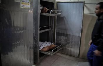 جثامين العمال الذين تم انتشالهم أمس (الأناضول)