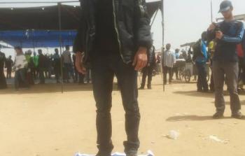 محمود يكنى بـ