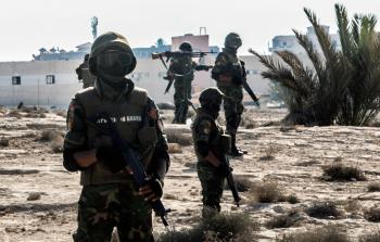 انتشار مكثف لقوات الأمن المصرية في الواحات (أ ف ب)