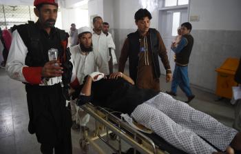 مصاب في تفجير اليوم (أ ف ب)