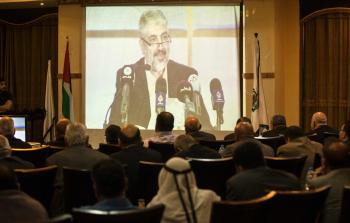 جانب من إعلان وثيقة  حماس (أ ف ب)