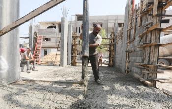 صورة أرشيفية للعمل ضمن مشاريع المنحة الكويتية  