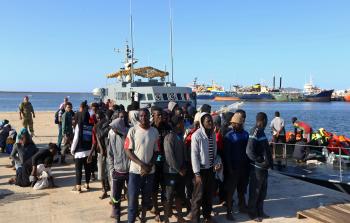 مهاجرون أفارقة غير شرعيين في ليبيا (أ ف ب)