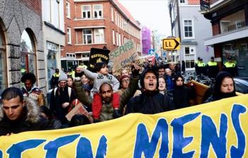 جانب من المظاهرة (الأناضول)