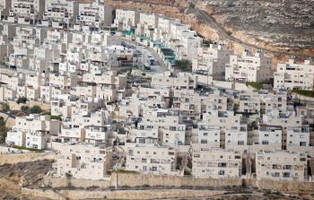 الاحتلال يواصل بناء المستوطنات (أرشيف)