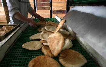 الجولة هدفت لتفقد عمل المخابز