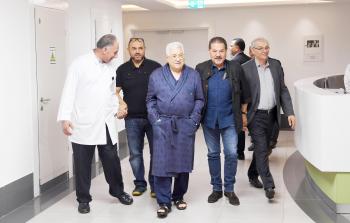 عباس في إحدى مستشفيات رام الله 