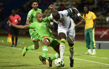 رصيد الجزائر نقطتين مقابل 7 للسنغال (أ ف ب)
