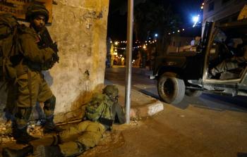 الاعتقال سبقه مداهمة للمنازل وتكسير لمحتوياتها