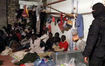 قوات الأمن الليبية تواصل مكافحة الهجرة غير الشرعية عبر أراضيها تصوير ( أ ف ب)