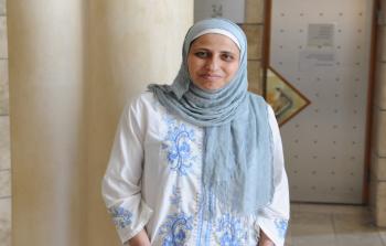 تم اعتقال دارين 97 يومًا تنقلت خلالها بين سجون مختلفة