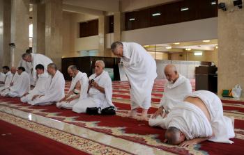 بعض الحجاج في مكة (أ ف ب)