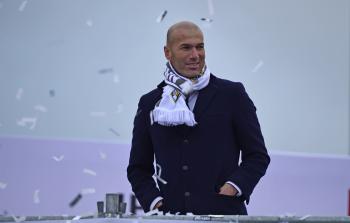 زي الدين زيدان المدير الفني لفريق ريال مدريد (أ ف ب)