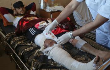 أحد مصابي مسيرة العودة (أ ف ب)