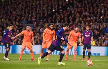 ميسي قدم مباراة خرافية باحرازه هدفين وصناعة اثنين آخرين