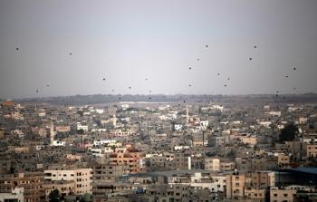 الرياح جنوبية غربية الى شمالية غربية خفيفة