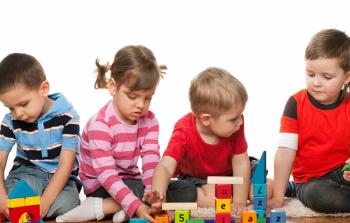 ضرورة تنظيم الوقت والاستذكار أولًا بأول