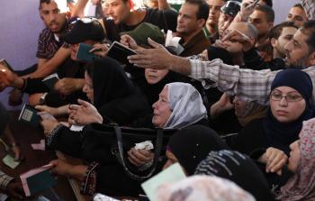 جانب من معاناة المواطنين في معبر رفح - تصوير / رمضان الأغا