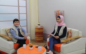 هذا البرنامج يختص بتدريب عدد من الصحفيين الصغار 