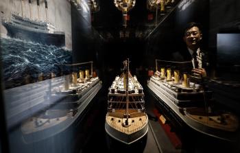 نسخة مصغرة من سفينة تايتانيك بمعرض بالصين مايو الماضي