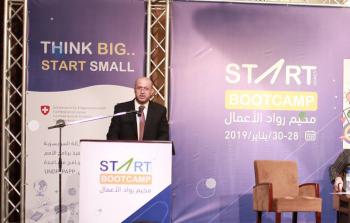 نبيل أبو معيلق نائب رئيس جمعية رجال الأعمال