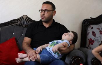 أحمد أبو عاصي وابنه مهند 