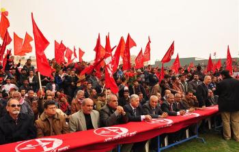 طالبت الشعبية بضرورة الإسراع إلى عقد اجتماع لتفعيل منظمة التحرير