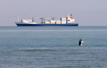 سفينة تجارية كويتية (أ ف ب)