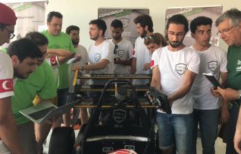 صورة للفريق الفائز