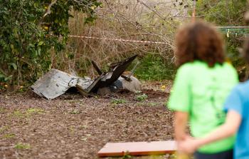 حطام الطائرة الإسرائيلية (أ ف ب)