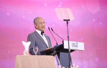 مهاتير محمد (الأناضول)