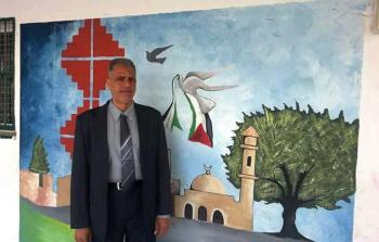 المعلم الزاملي داخل مدرسة عبسان 