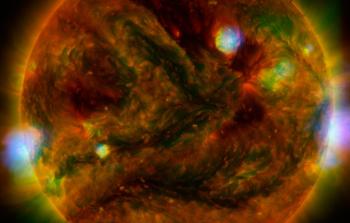 الشمس ستتحول بعد موتها إلى سديم ضخم وهو عبارة عن فقاعة من الغاز والغبار (رويترز)