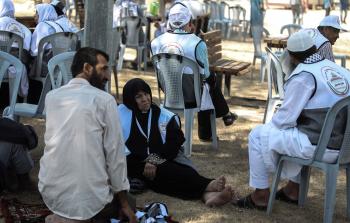 جانب من فتح معبر رفح للحجاج (أ ف ب)