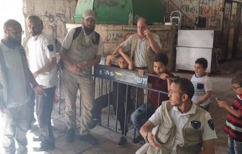 مجموعة من الحراس ابعدهم الاحتلال عن القدس