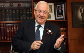 صورة أرشيفية لرؤوفين ريفلين