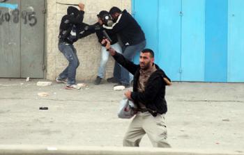 ينشط المستعربون على مداخل المدن والقرى الفلسطينية