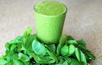 الخضراوات الورقية غنية بالنترات الطبيعية (بيكسابي)